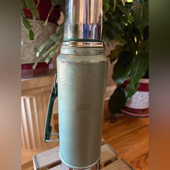Stanley Vintage Aladdin Green Vacuum Bottle Thermos 1 Quart - Picture 5 of 7